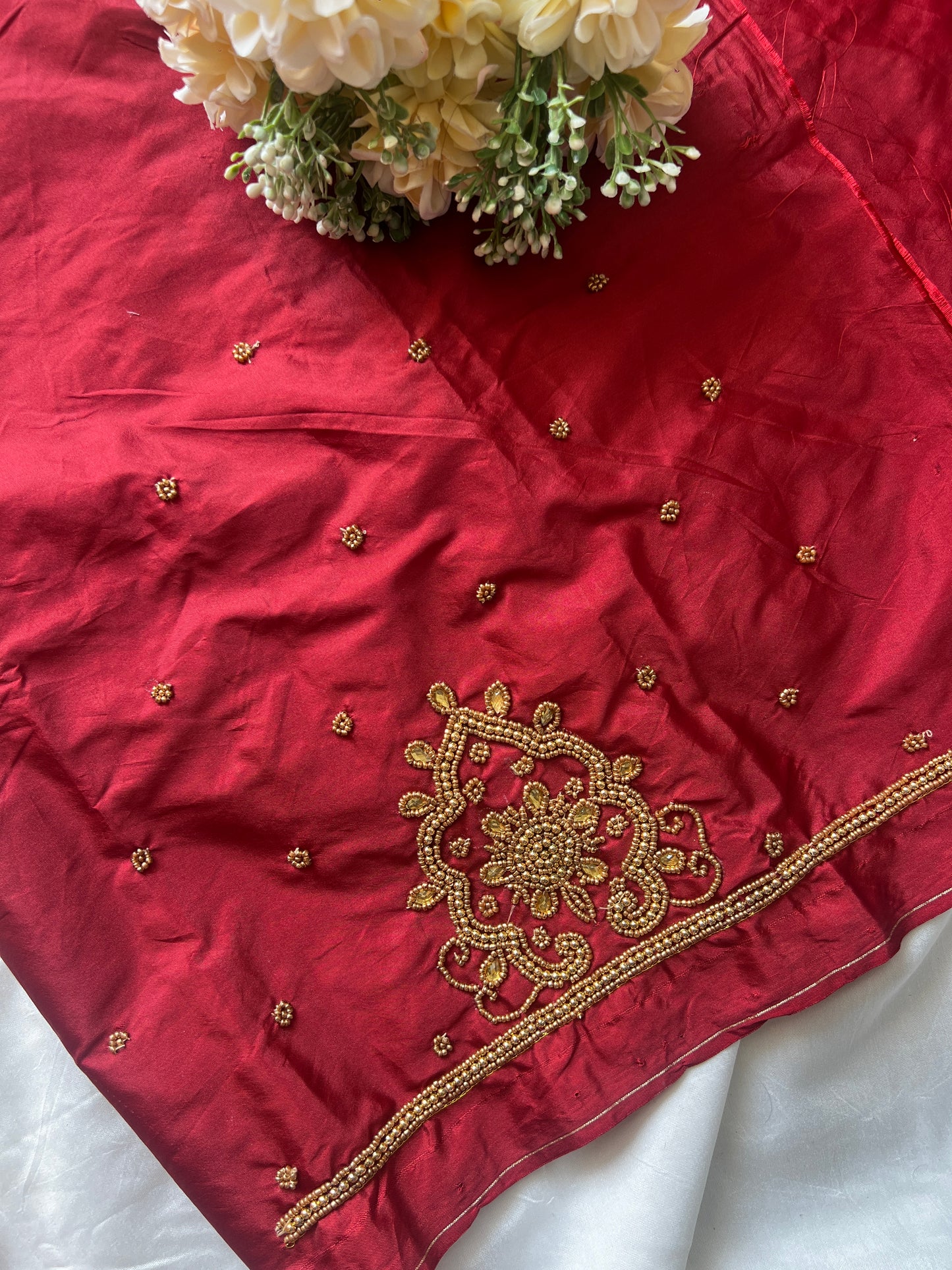 Neck to Sleeve – Aari Work that Speaks Tradition