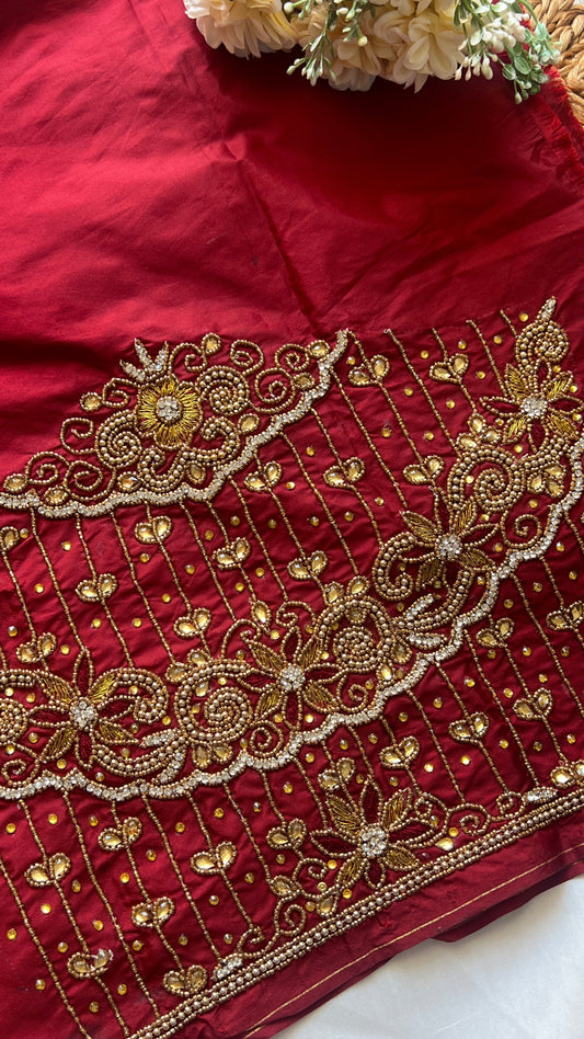 Full Glam – Maroon Aari Stunner